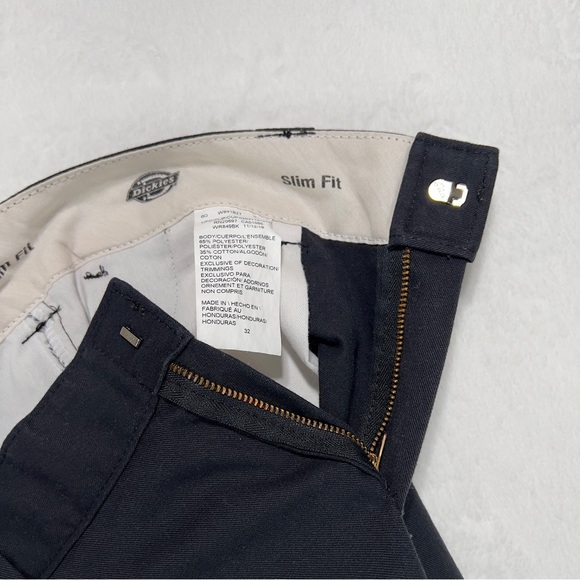 Dickies Slim Fit Shorts 11” Size 32 Flex Black Cell Phone Pocket Seldomly Worn! - Picture 11 of 15